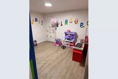 1374 E Falcon Ln, Eagle Mountain, UT 84005 - Photo 23