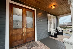 206 N E St, Salt Lake City, UT 84103 - Photo 3