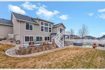 758 N Pinnacle Ln W, Saratoga Springs, UT 84045 - Photo 35