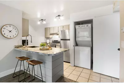 1228 E Waterside Cv S #12, Cottonwood Heights, UT 84047 - Photo 5