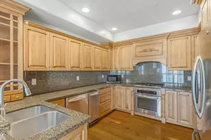 925 S Donner Way E, Salt Lake City, UT 84108 - Photo 11