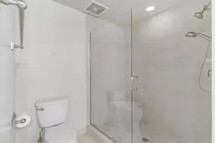925 S Donner Way E, Salt Lake City, UT 84108 - Photo 17