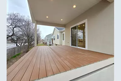 1019 W 200 N, Clearfield, UT 84015 - Photo 25