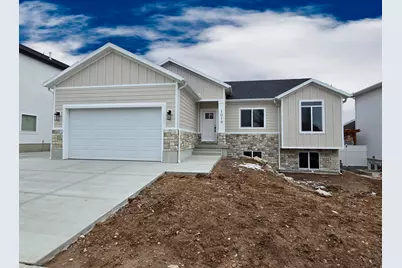1019 W 200 N, Clearfield, UT 84015 - Photo 1