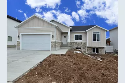 1019 W 200 N, Clearfield, UT 84015 - Photo 1