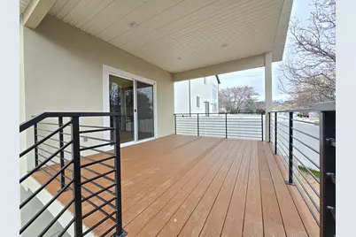 1019 W 200 N, Clearfield, UT 84015 - Photo 25