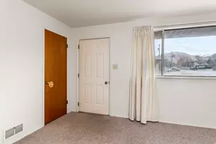 942 Sage Creek Cir, Springville, UT 84663 - Photo 5