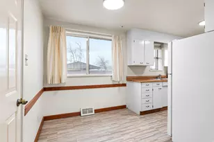 942 Sage Creek Cir, Springville, UT 84663 - Photo 9