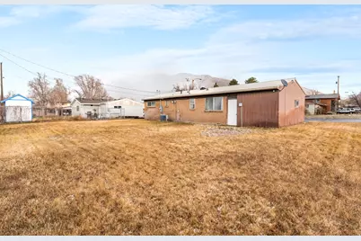 942 Sage Creek Cir, Springville, UT 84663 - Photo 21