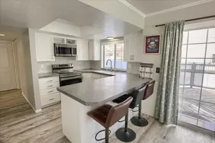 1147 Eastridge Dr, Logan, UT 84321 - Photo 9