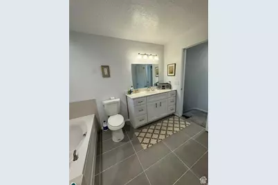 6022 S Park Wood Dr W, Kearns, UT 84118 - Photo 13