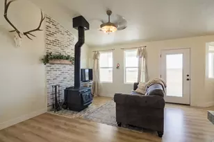 8356 N 9750 E, Lapoint, UT 84039 - Photo 7