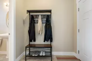 6891 S Suzanne Dr W, Midvale, UT 84047 - Photo 9