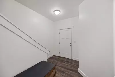 855 N Glen Eagles Ct W, Tooele, UT 84074 - Photo 13