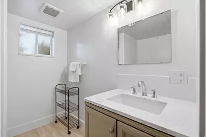 683 E 100 N, Bountiful, UT 84010 - Photo 33