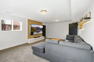 683 E 100 N, Bountiful, UT 84010 - Photo 27