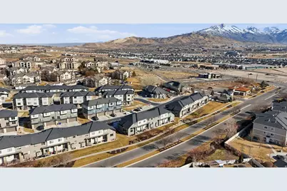 127 W Harvest Village Ln, Saratoga Springs, UT 84045 - Photo 5