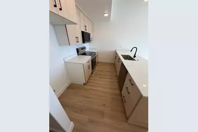 258 W 690 N, Smithfield, UT 84335 - Photo 9