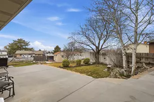 3847 S Westgate Circle, Magna, UT 84044 - Photo 25