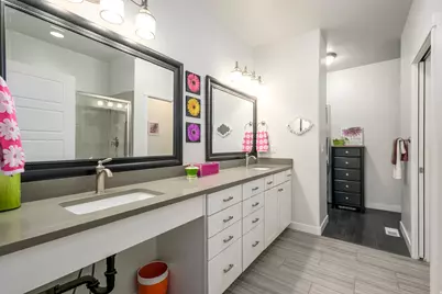 1383 W Bridal Veil Dr, Riverton, UT 84065 - Photo 19