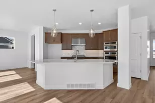 1177 W Mahogany St N, Saratoga Springs, UT 84045 - Photo 17