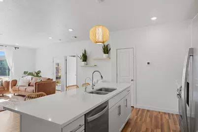 1048 W Azul Meadows Way, Bluffdale, UT 84065 - Photo 7