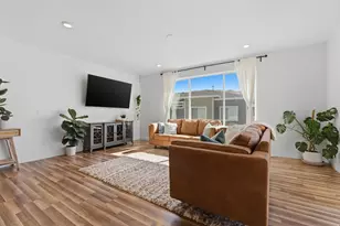 1048 W Azul Meadows Way, Bluffdale, UT 84065 - Photo 3