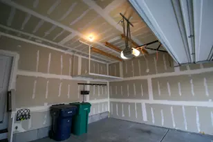 1048 W Azul Meadows Way, Bluffdale, UT 84065 - Photo 19