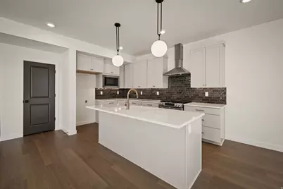 1068 W Audrey Ln S #16, Woods Cross, UT 84087 - Photo 3