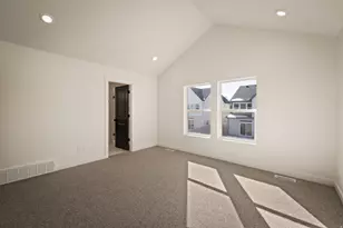 1068 W Audrey Ln S, Woods Cross, UT 84087 - Photo 9