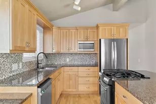 8535 S Top Of The World Circle, Salt Lake City, UT 84121 - Photo 11