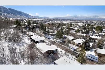 8535 S Top Of The World Cir, Salt Lake City, UT 84121 - Photo 3
