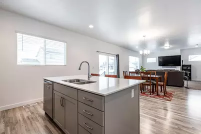 4068 W 1200 S, Syracuse, UT 84075 - Photo 17