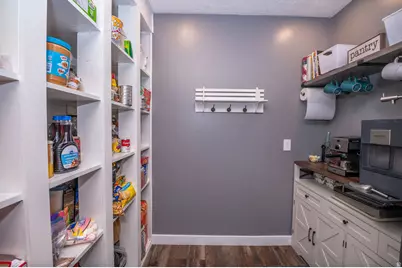 692 E 2400 N, North Ogden, UT 84414 - Photo 19