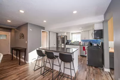 692 E 2400 N, North Ogden, UT 84414 - Photo 15