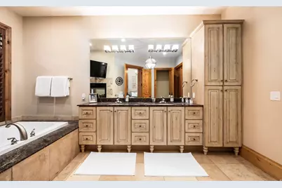 5083 S Clarenden Pl E, Holladay, UT 84117 - Photo 21