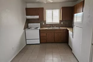 215 N 400 W, Ferron, UT 84523 - Photo 7