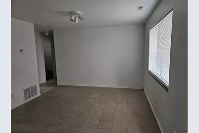 215 N 400 W #8, Ferron, UT 84523 - Photo 3