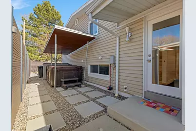 5471 S Dunbarton Dr E, Murray, UT 84117 - Photo 17