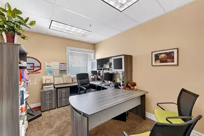 1101 E Cambridge Cir #3, Layton, UT 84040 - Photo 33