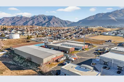 1101 E Cambridge Cir #3, Layton, UT 84040 - Photo 9