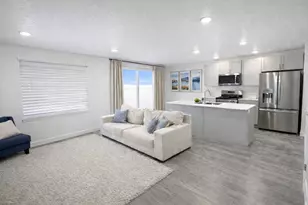 431 N Mooring Ln, Saratoga Springs, UT 84045 - Photo 3