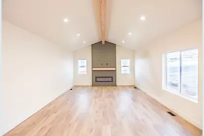 1604 N 200 E, Nephi, UT 84648 - Photo 13