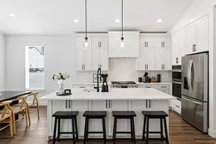 8569 S Round Stone Cv, Sandy, UT 84094 - Photo 5