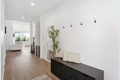 8569 S Round Stone Cv #8, Sandy, UT 84094 - Photo 11