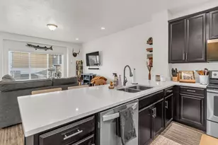 961 W Cyan Valley Way, Bluffdale, UT 84065 - Photo 13