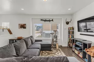 961 W Cyan Valley Way, Bluffdale, UT 84065 - Photo 9