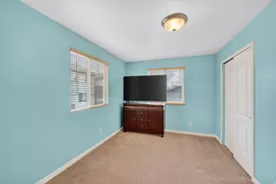 1522 W Oak Lawn Ct S, West Valley, UT 84119 - Photo 13