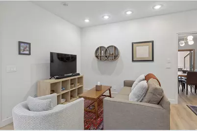 829 N Grandridge Dr, Salt Lake City, UT 84103 - Photo 17