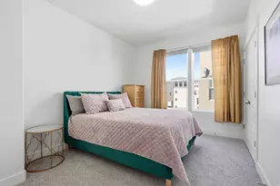 4586 W Daybreak Rim Way, South Jordan, UT 84009 - Photo 19